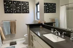 313 Meadowlakes Dr, Meadowlakes, TX 78654 - Photo 8