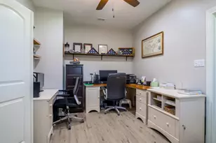 313 Meadowlakes Dr, Meadowlakes, TX 78654 - Photo 20