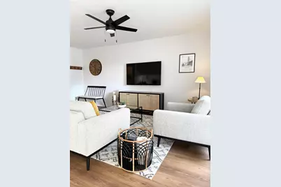 307 Out Yonder #8, Horseshoe Bay, TX 78657 - Photo 2