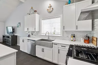 406 Great Western, Horseshoe Bay, TX 78657 - Photo 12