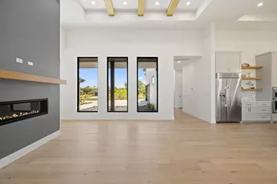 105 Barefoot, Horseshoe Bay, TX 78657 - Photo 10