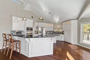 819 Broken Arrow, Horseshoe Bay, TX 78657 - Photo 8