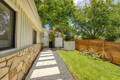 1304 S Lakeside Dr., Burnet, TX 78611 - Photo 12