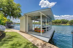 1304 S Lakeside Dr, Burnet, TX 78611 - Photo 2