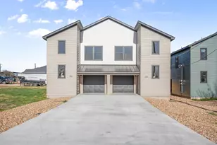 306 S Ave P, Marble Falls, TX 78654 - Photo 6