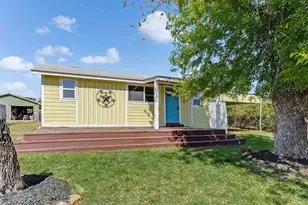 714 Sandy Mountain Dr, Sunrise Beach, TX 78643 - Photo 1