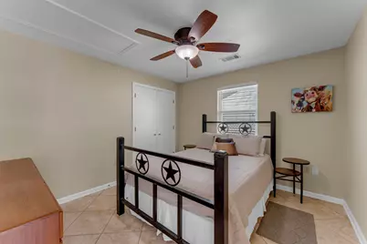 1108 S Lakeside Drive, Burnet, TX 78611 - Photo 14