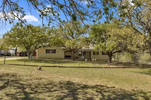 301 Wood Forest Rd, Kingsland, TX 78639 - Photo 4