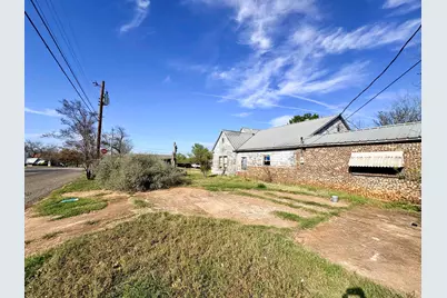 408 W Main Street, Llano, TX 78643 - Photo 12