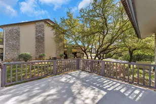 501 Highlands Blvd, Horseshoe Bay, TX 78657 - Photo 18