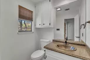 501 Highlands Blvd, Horseshoe Bay, TX 78657 - Photo 14