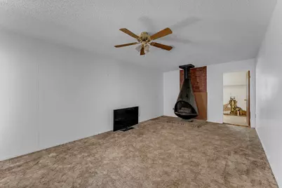 901 N Hill Street, Burnet, TX 78611 - Photo 10