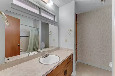 901 N Hill Street, Burnet, TX 78611 - Photo 16