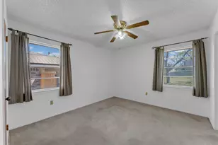 901 N Hill St, Burnet, TX 78611 - Photo 12