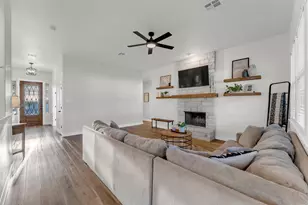 208 Alexander Ave, Burnet, TX 78611 - Photo 4