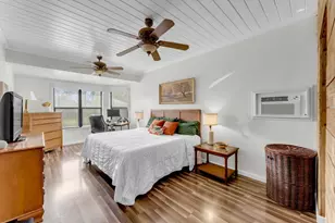 703 N Pierce St, Burnet, TX 78611 - Photo 10