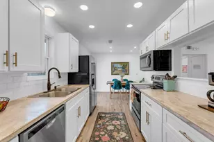 703 N Pierce St, Burnet, TX 78611 - Photo 6