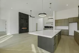 105 Via Roma Ct, Horseshoe Bay, TX 78657 - Photo 10