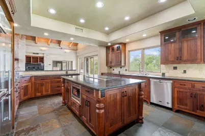 24736 Travis Lakeside Cv, Spicewood, TX 78669 - Photo 8