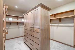 24736 NE Travis Lakeside Cv Circle, Spicewood, TX 78669 - Photo 20