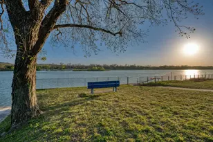 402 Meadowlakes Dr, Meadowlakes, TX 78654 - Photo 30