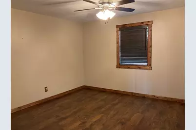 713 N Rhomberg, Burnet, TX 78611 - Photo 18