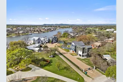 102 Cypress Shore Lane, Kingsland, TX 78639 - Photo 20