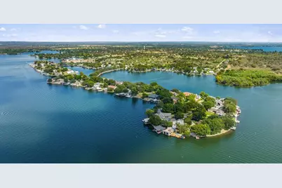 30 Beaver Island, Granite Shoals, TX 78654 - Photo 2