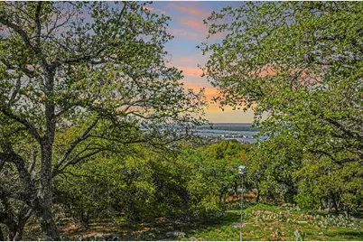 900 Sharp Rock, Horseshoe Bay, TX 78657 - Photo 32