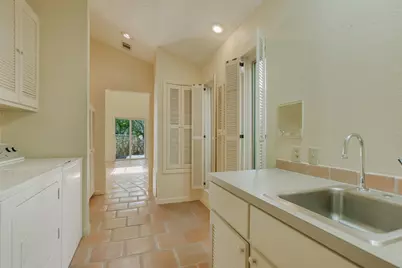 900 Sharp Rock, Horseshoe Bay, TX 78657 - Photo 14