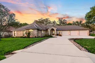 501 Sombrero, Horseshoe Bay, TX 78657 - Photo 1