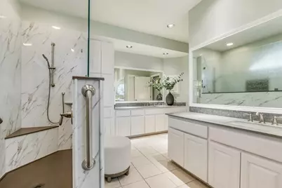 501 Sombrero, Horseshoe Bay, TX 78657 - Photo 24