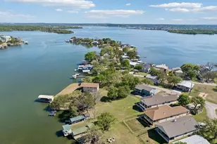 619 Clear Cove Dr, Granite Shoals, TX 78654 - Photo 2