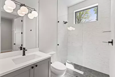 705 Trails Parkway, Horseshoe Bay, TX 78657 - Photo 18