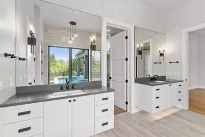 705 Trails Parkway, Horseshoe Bay, TX 78657 - Photo 24