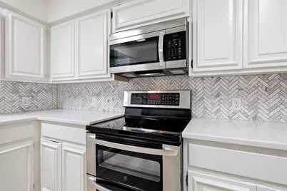 203 Longhorn, Horseshoe Bay, TX 78657 - Photo 32