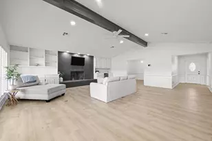 203 Longhorn, Horseshoe Bay, TX 78657 - Photo 8