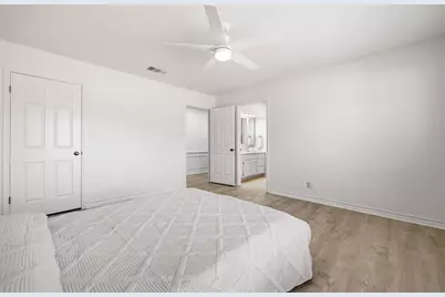 203 Longhorn, Horseshoe Bay, TX 78657 - Photo 24