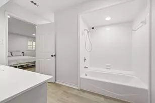 203 Longhorn, Horseshoe Bay, TX 78657 - Photo 22