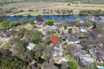 611 Thurman Cir, Kingsland, TX 78639 - Photo 2