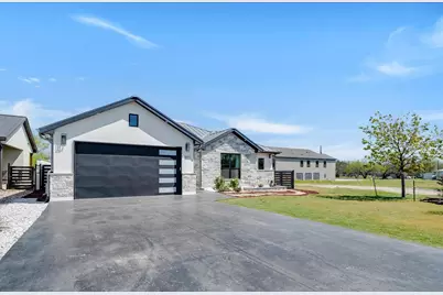 1611 Johnson St Street, Marble Falls, TX 78654 - Photo 1