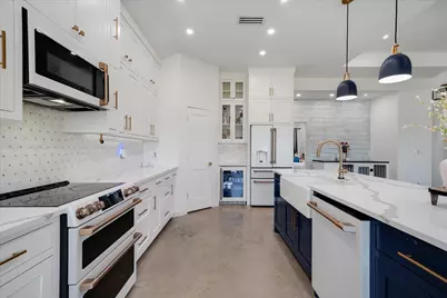 1611 Johnson St Street, Marble Falls, TX 78654 - Photo 8