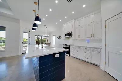 1611 Johnson St Street, Marble Falls, TX 78654 - Photo 10