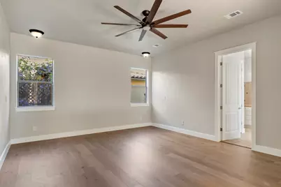 103 Maravilla Way, Horseshoe Bay, TX 78657 - Photo 14