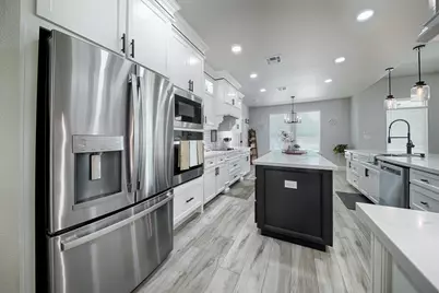 235 E Bluebriar Drive, Granite Shoals, TX 78654 - Photo 8