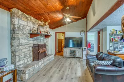 305 S N Avenue, Marble Falls, TX 78654 - Photo 8