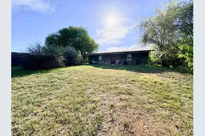 607 Lauderdale, Llano, TX 78643 - Photo 6