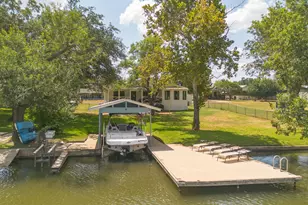 710 Sandy Harbor Dr, Horseshoe Bay, TX 78657 - Photo 8