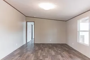 104 E Castleshoals Dr, Granite Shoals, TX 78654 - Photo 12