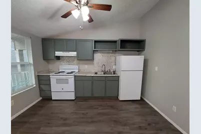 501 S Avenue N # 11, Marble Falls, TX 78654 - Photo 2